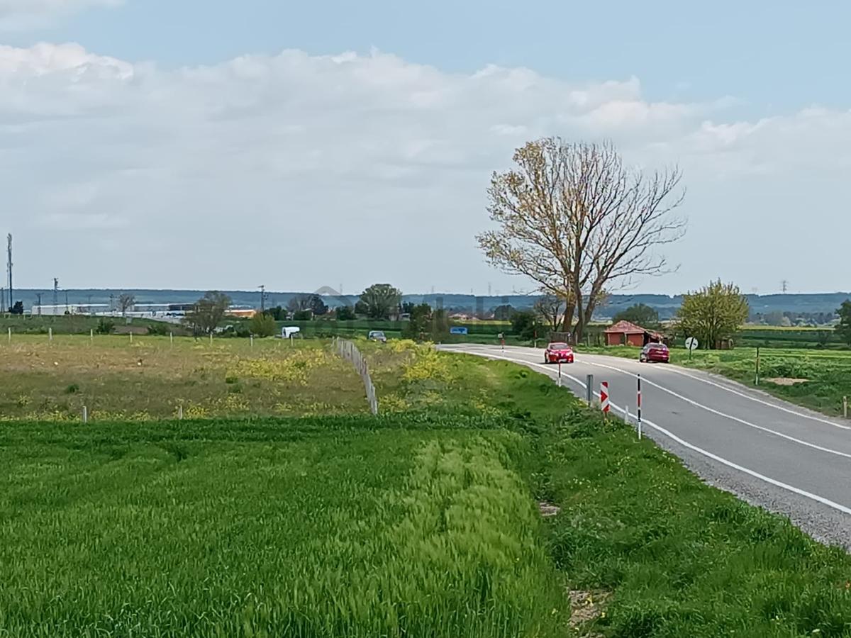 Vize Saray İstanbul Yolu Üzerinde Satılık 563 M2 Tarla - 2