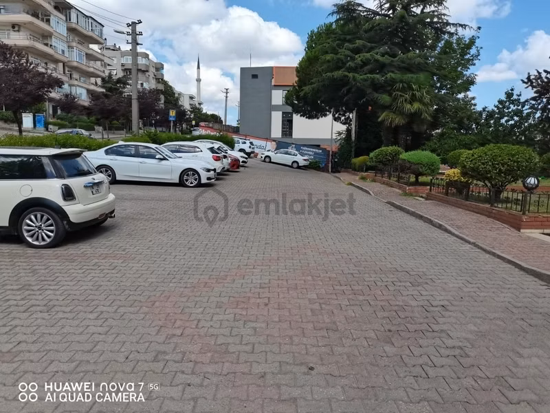 Kükürtlü Mah.cadde Üzerinde Satılık 3+1 Daire. - 33