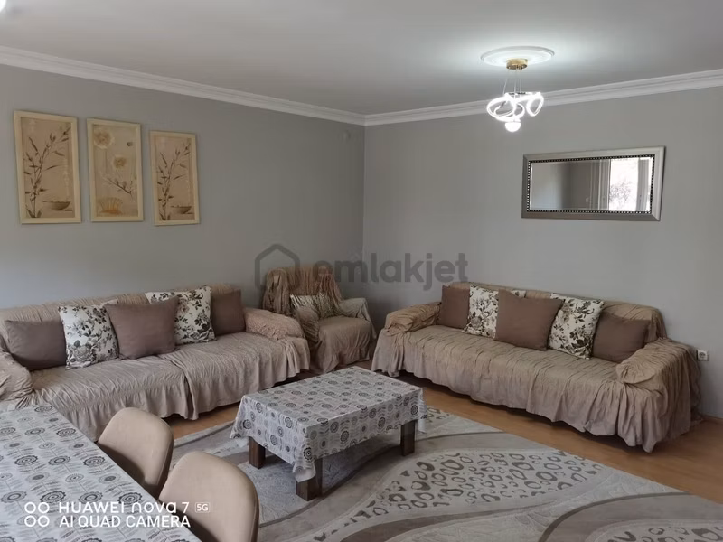Kükürtlü Mah.cadde Üzerinde Satılık 3+1 Daire. - 22