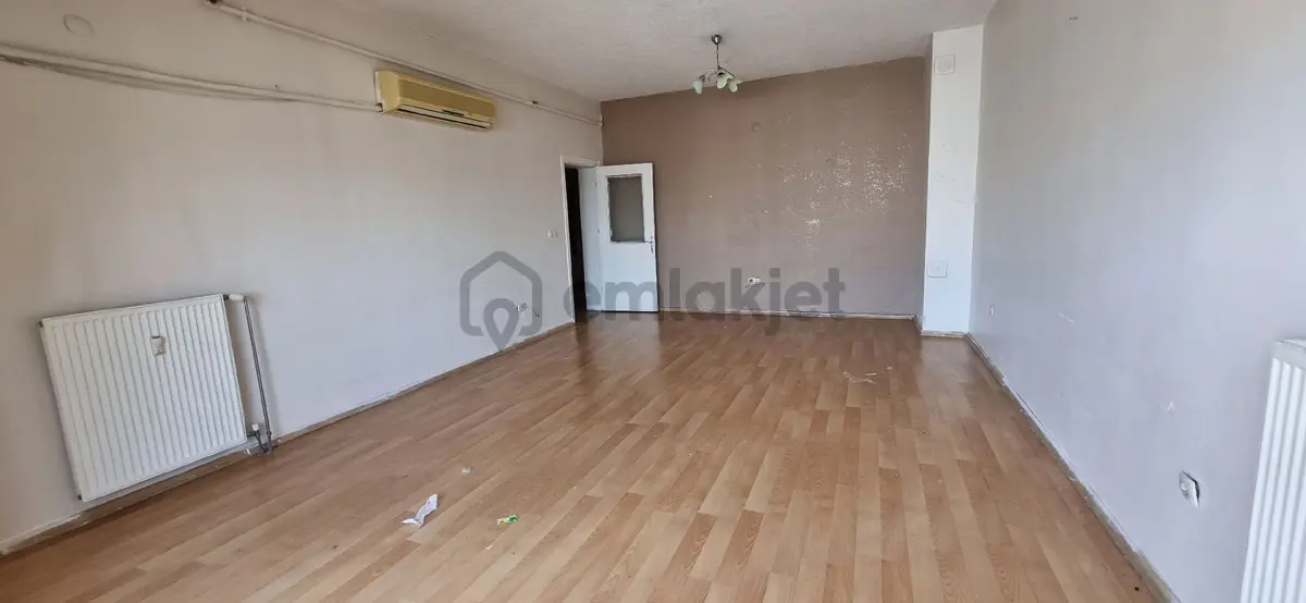 Bursa Merkezde Kiralık 3+1 Daire - 8