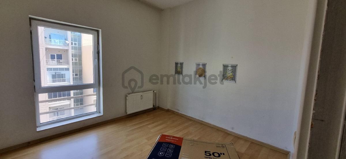 Bursa Merkezde Kiralık 3+1 Daire - 10