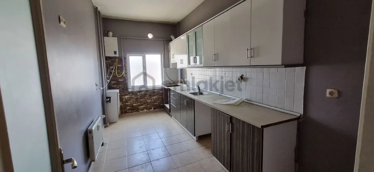 Bursa Merkezde Kiralık 3+1 Daire - 4