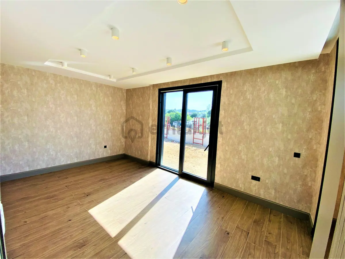 Güre'de 3+1 Satılık Sıfır Dublex Lüx Villa - 8