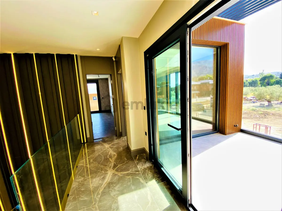 Güre'de 3+1 Satılık Sıfır Dublex Lüx Villa - 28