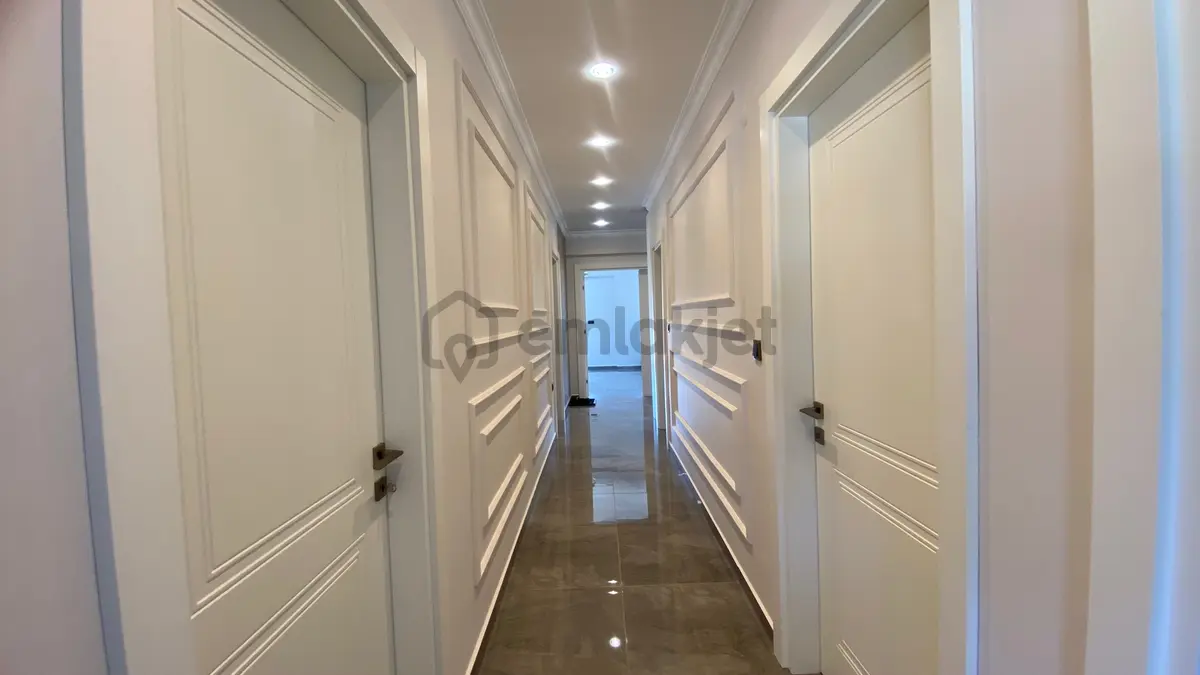 Kemer Tekirova'da Satılık 6+2 Villa!!!