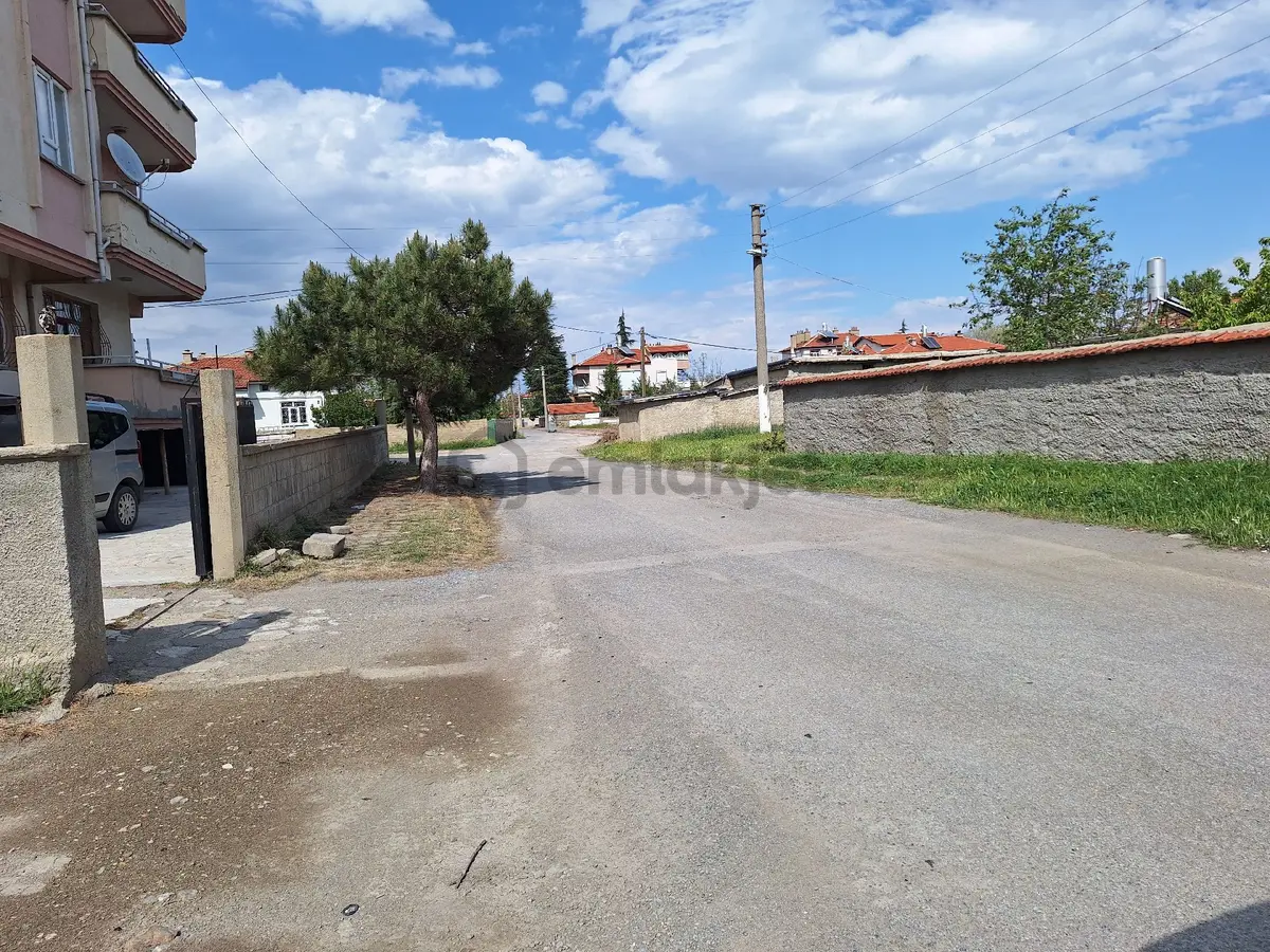 Daglı Emlaktan İstasyon Mahallesinde - 2