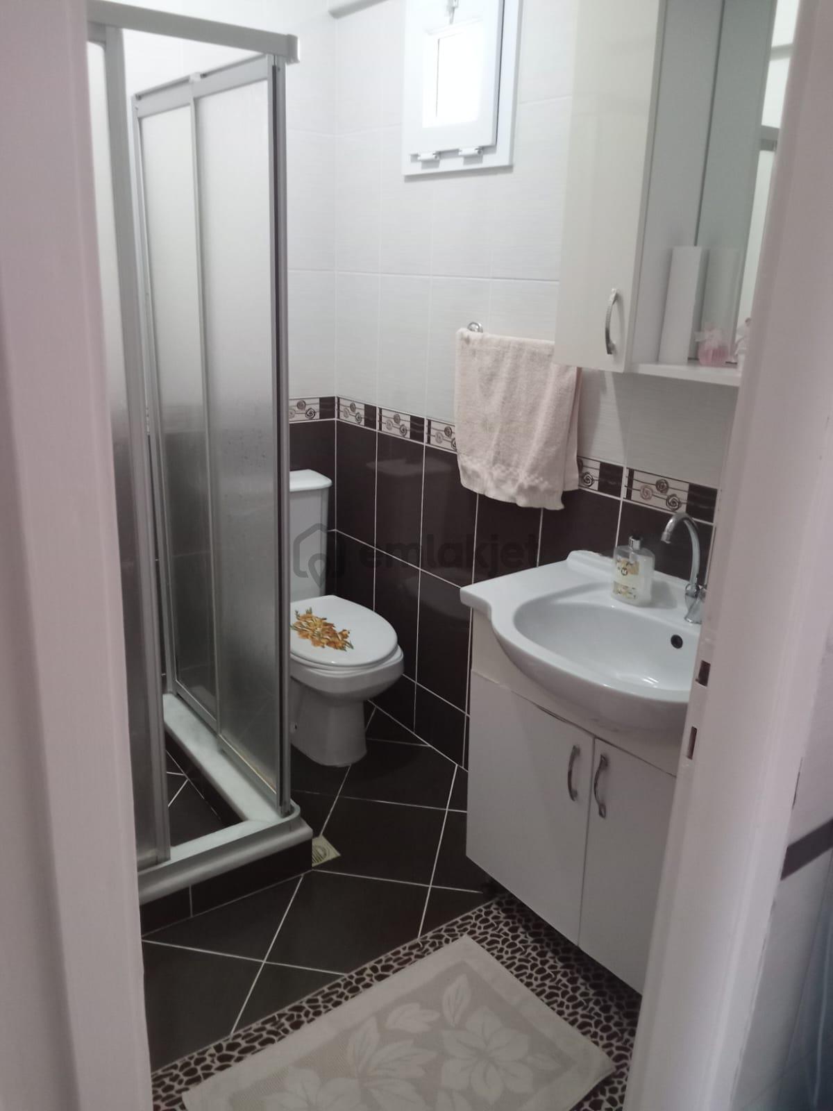 Kentsel Dönüşüme Uygun Sitede Üst Kat 3+1 Temiz Daire - 24