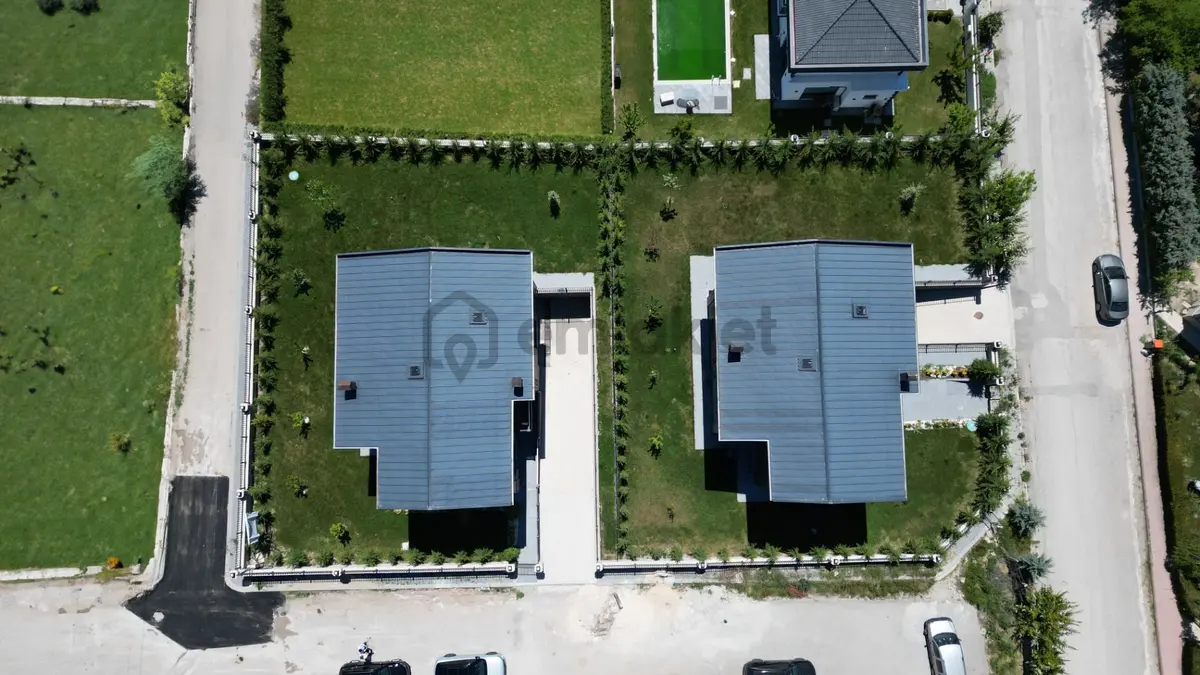 Gölbaşı Karşıyaka Mah Satılık 6+1 Villa - 10