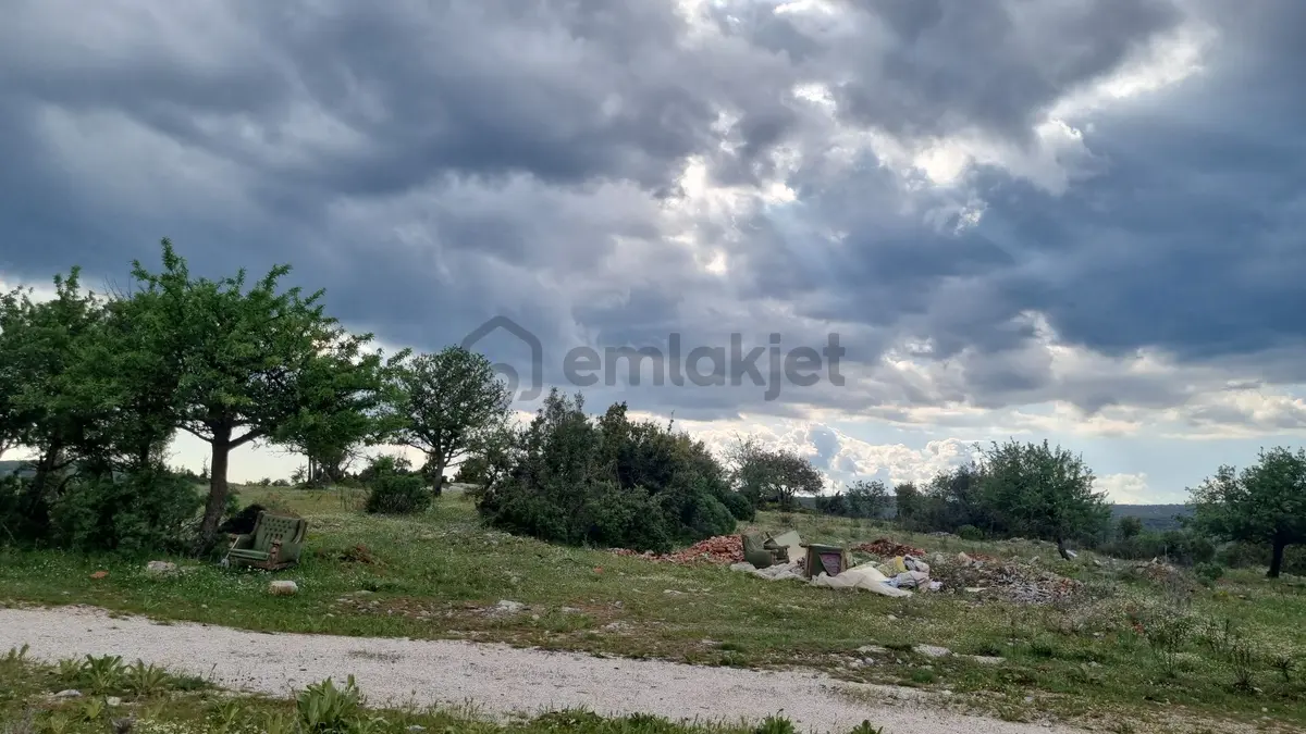 Akkaya Mah Satılık Yol Cepheli Tarla - 6