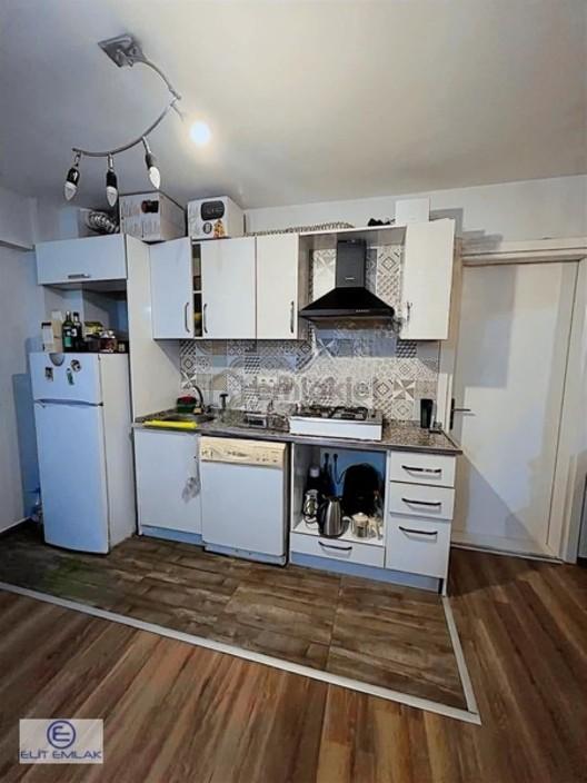 Doğal Gazlı Eşyalı Kiracılı 2+1 Daire - 8