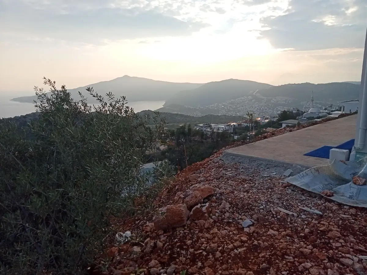 Falcon Dan Kalkan Da Fırsat 815m²arsa - 19