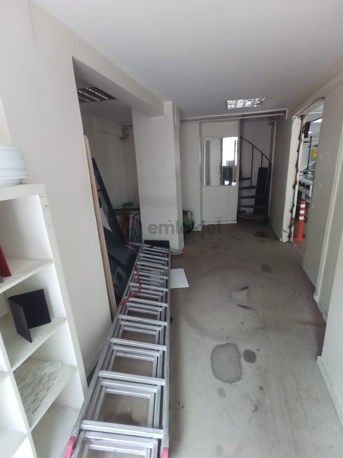 Maltepe Minibüse 2,cibina 100m+100m (kiracılı) İşyeri - 5