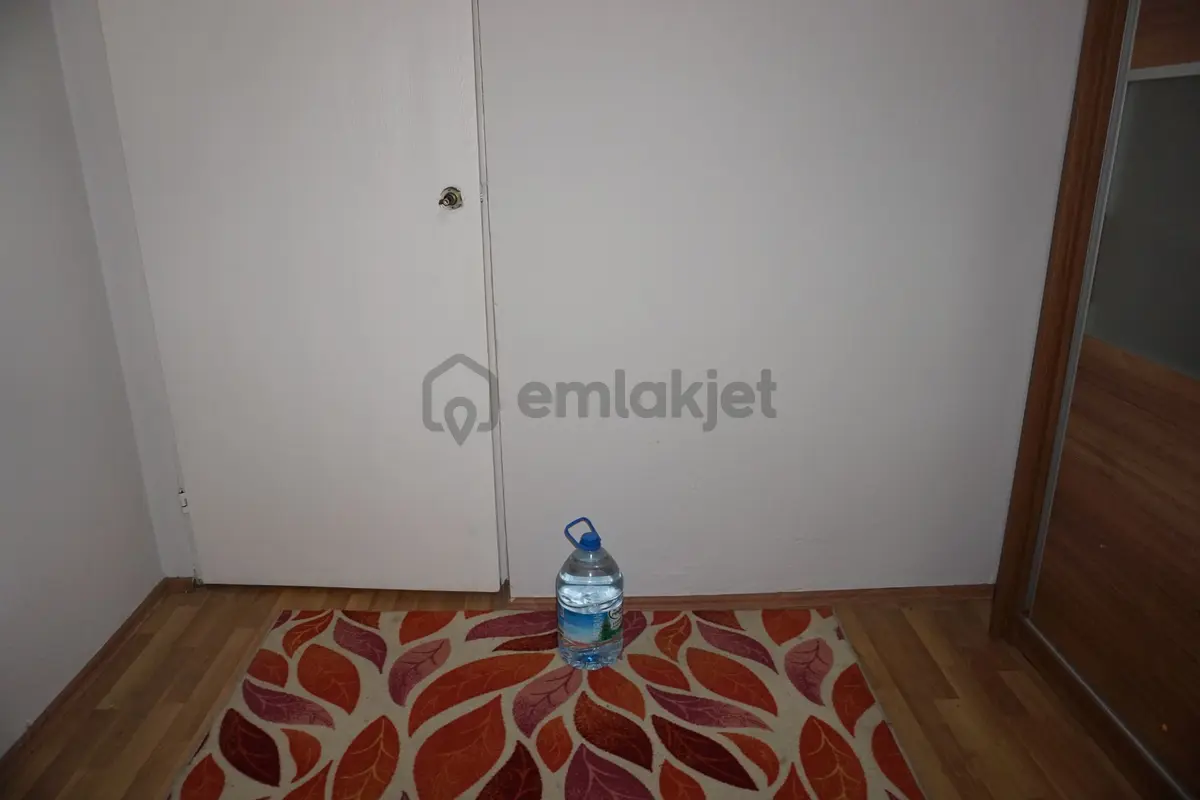 Yakakent Satılık 3+1 Doğalgazlı+balkonlu+asansörlü Çiğliserkan - 16