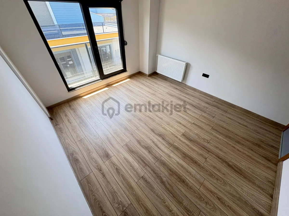 Arya'dan Şık Tasarımlı Satılık 2+1 Lüks Daire - 31