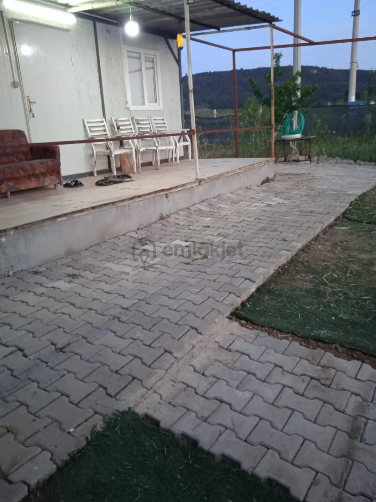 Menderes Çakaltepe De 440 M2 Arsa İçinde Konteyner Ev - 15