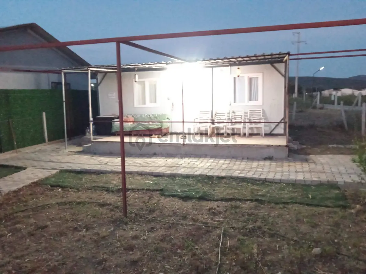 Menderes Çakaltepe De 440 M2 Arsa İçinde Konteyner Ev - 23