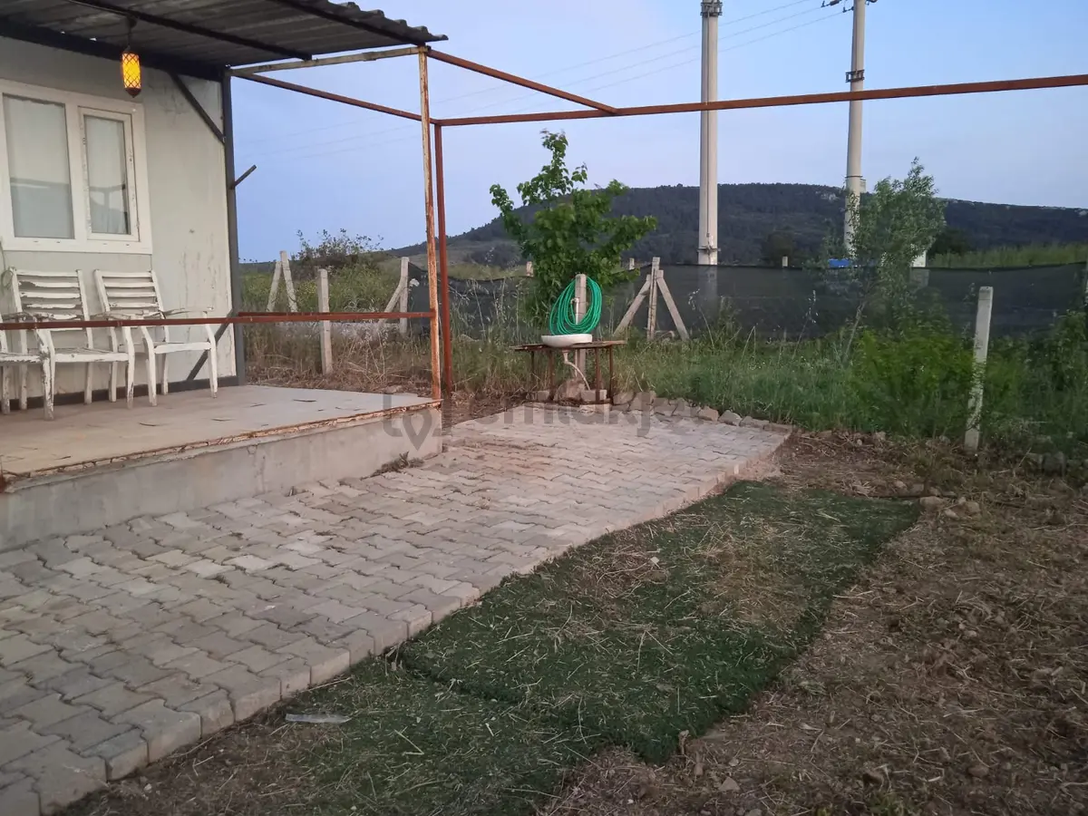 Menderes Çakaltepe De 440 M2 Arsa İçinde Konteyner Ev - 13