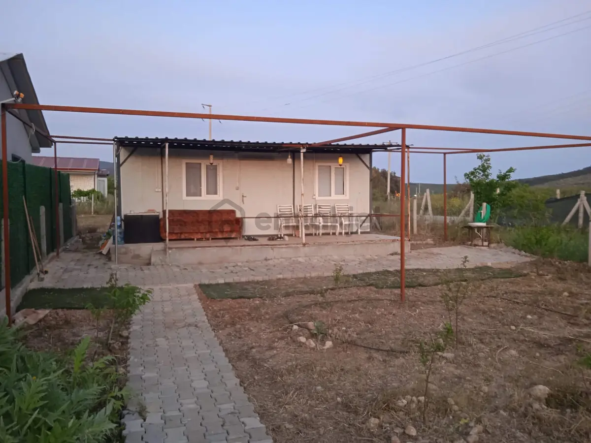 Menderes Çakaltepe De 440 M2 Arsa İçinde Konteyner Ev - 10