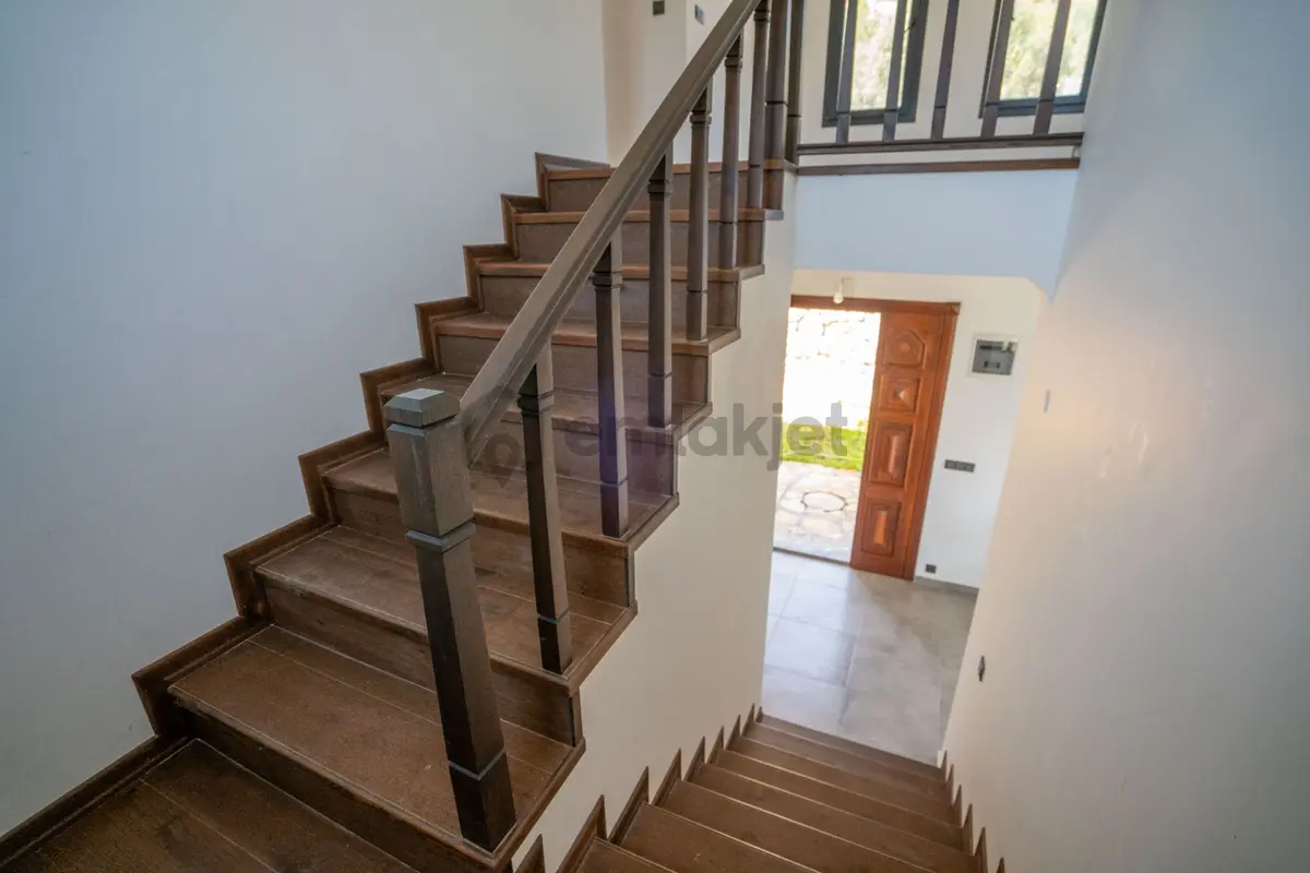 Datça Emecikte 1000m2 Arsa İçinde Deniz Manzaralı,havuzlu Villa - 9