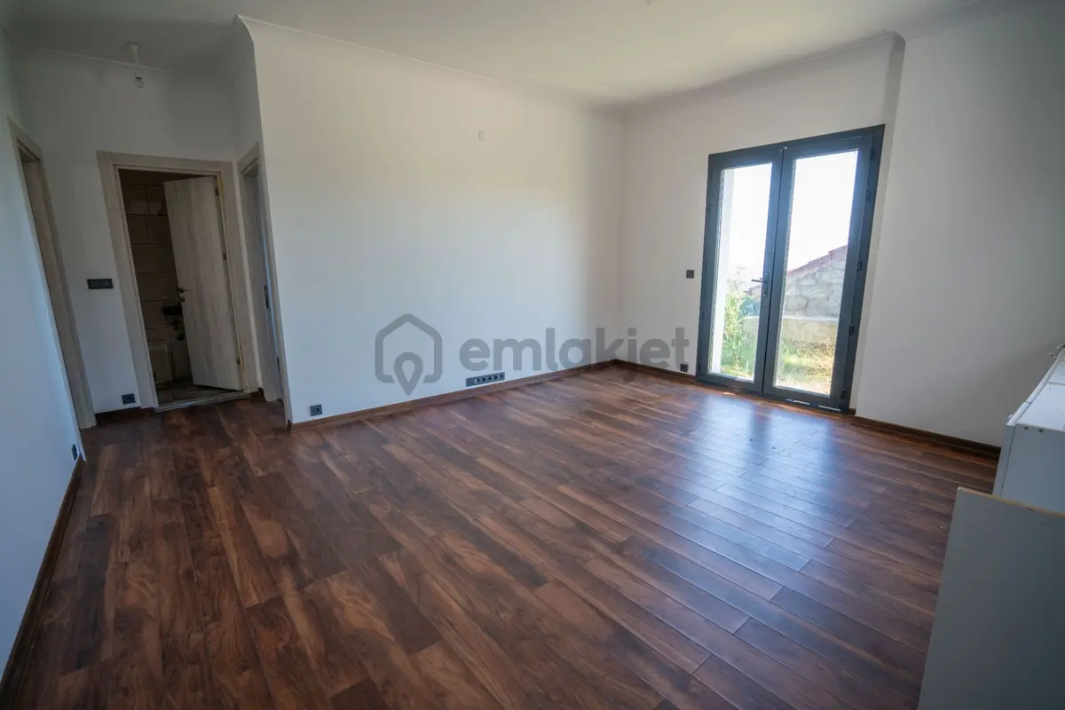 Datça Emecikte 1000m2 Arsa İçinde Deniz Manzaralı,havuzlu Villa - 22