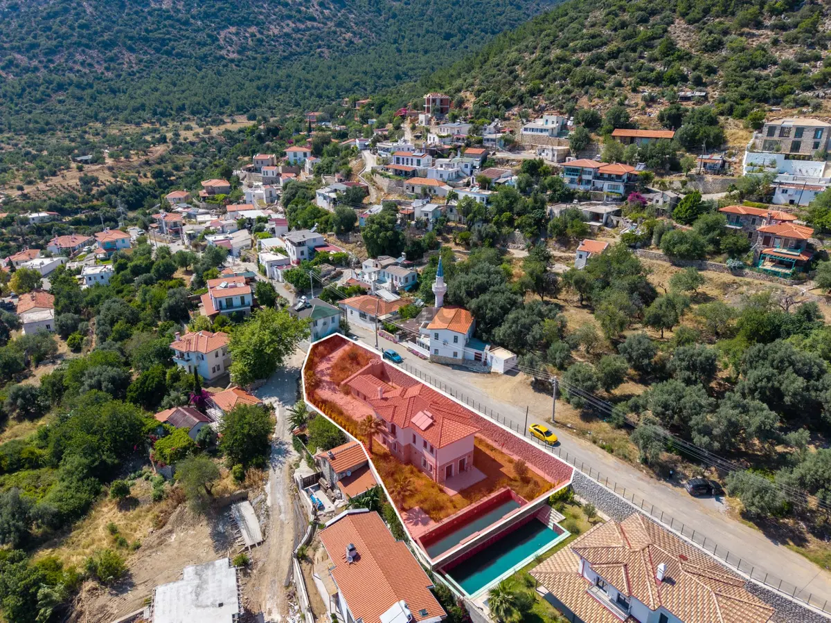 Datça Emecikte 1000m2 Arsa İçinde Deniz Manzaralı,havuzlu Villa - 33