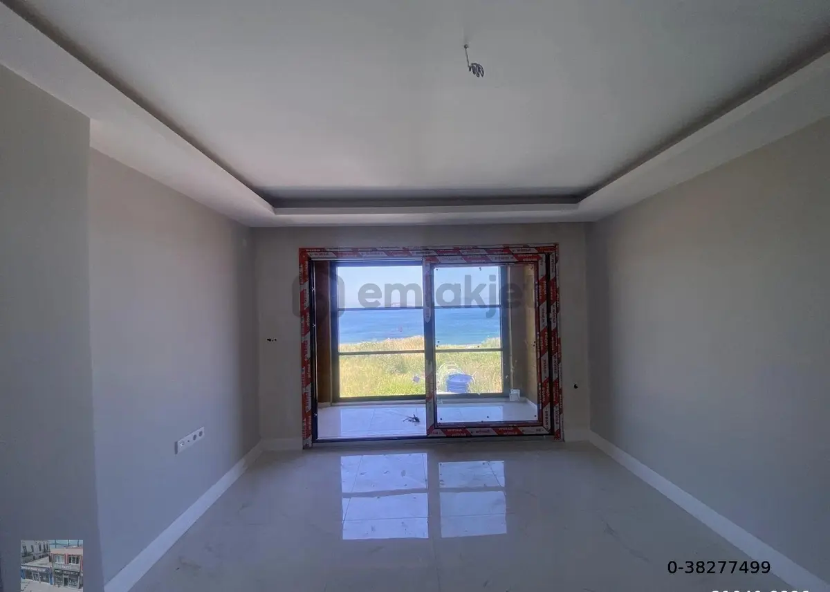 Balıkesir Ayvalık Ta Satılık 1+1 Daireler.denize Sıfır. - 4