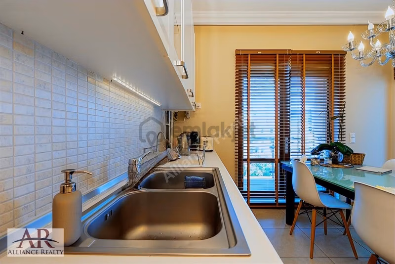 Konyaaltı-uluç Şefik Aker Sitesinde Mobilyalı Kiralık Dubleks - 16