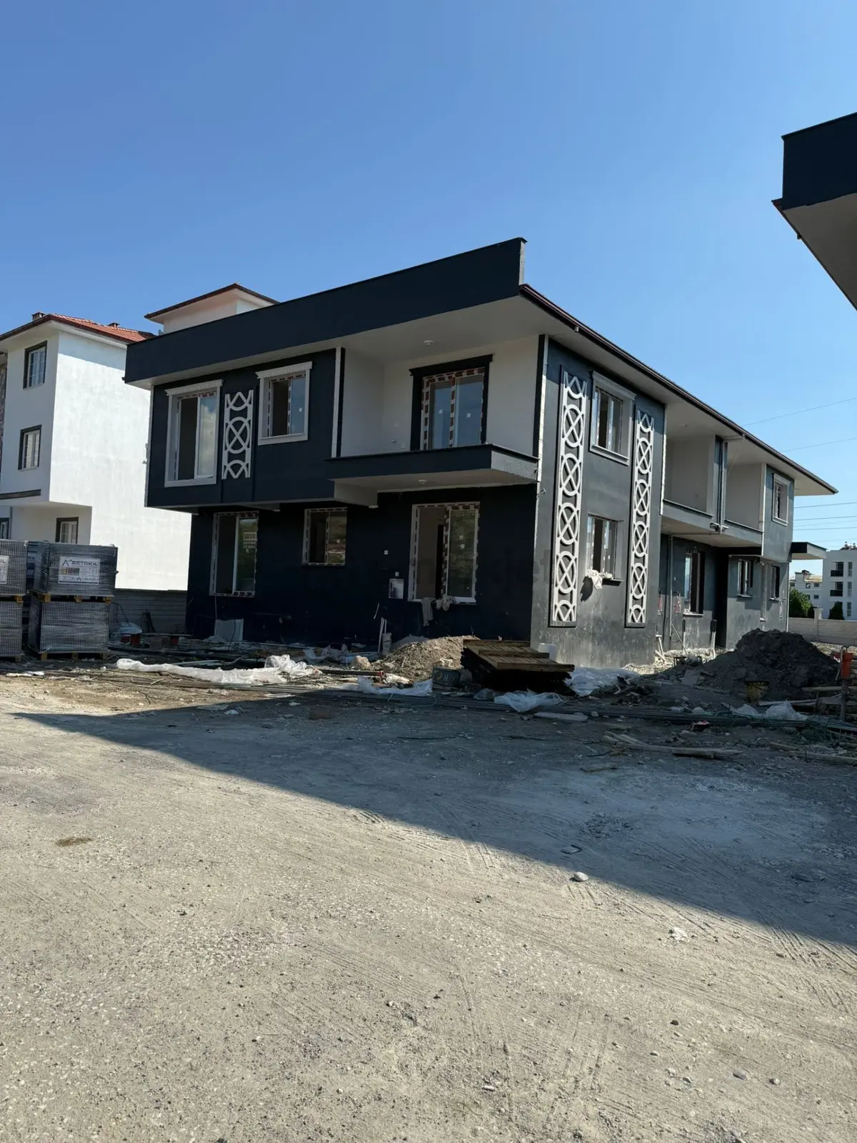 Stop’tan Ortaca Yerbelen’de * Havuzlu* 2+1 Satılık Daire - 18