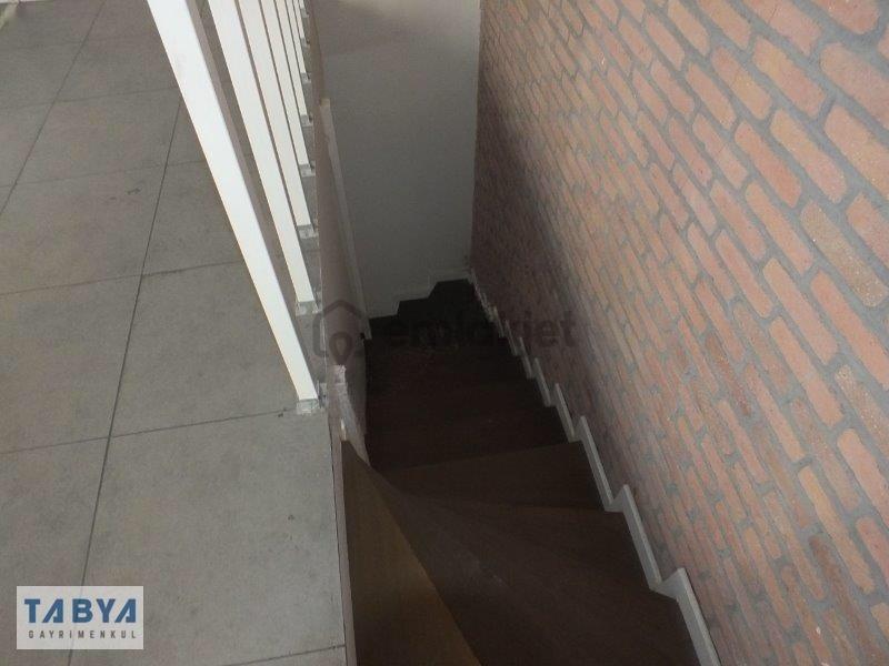 Cadde Üzeri Giriş Kat Dükkan Mağaza - 18