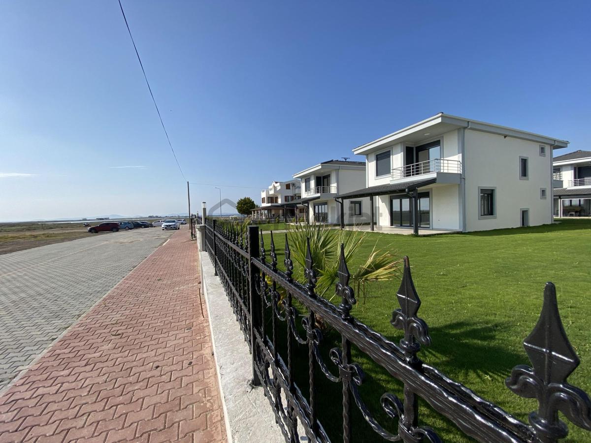 Balıkesir Ayvalık Altınova Da Satılık Villa.denize 2. Sıra - 14
