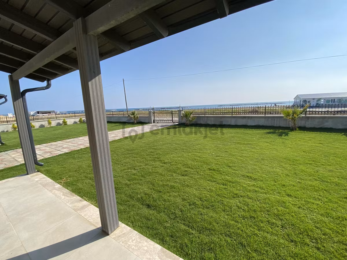 Balıkesir Ayvalık Altınova Da Satılık Villa.denize 2. Sıra - 12
