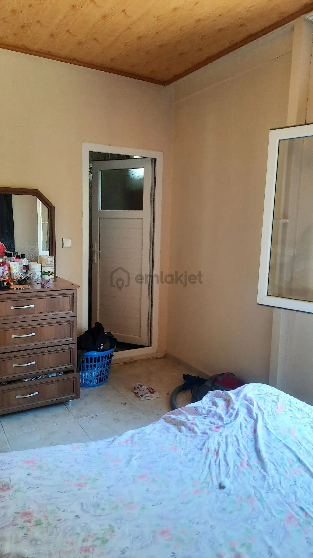 Üç Katlı Büyük Arsalı Yaylalık - 13