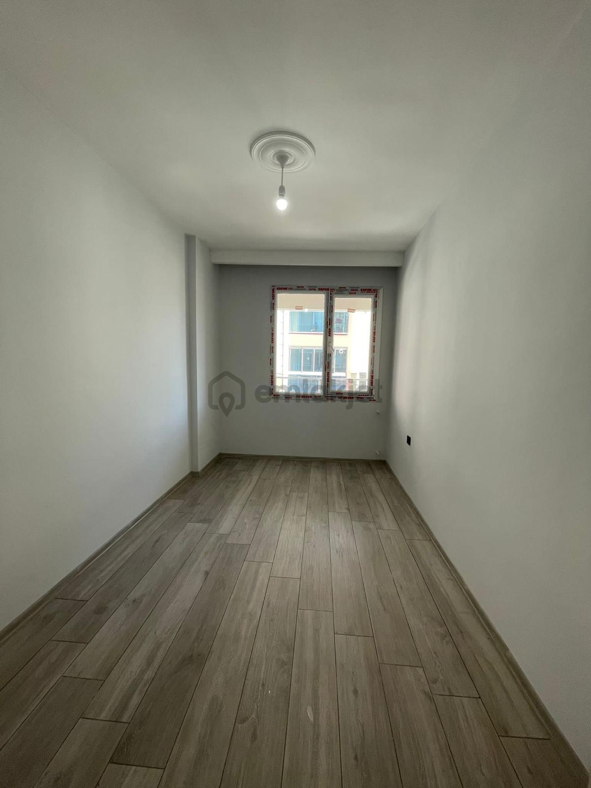 2+1 Geniş Kapalı Mutfak Daire - 12