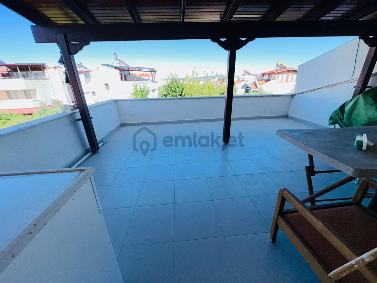 Güre De 4+1 Çift Mutfak Satılık Triblex Müstakil Ev - 26