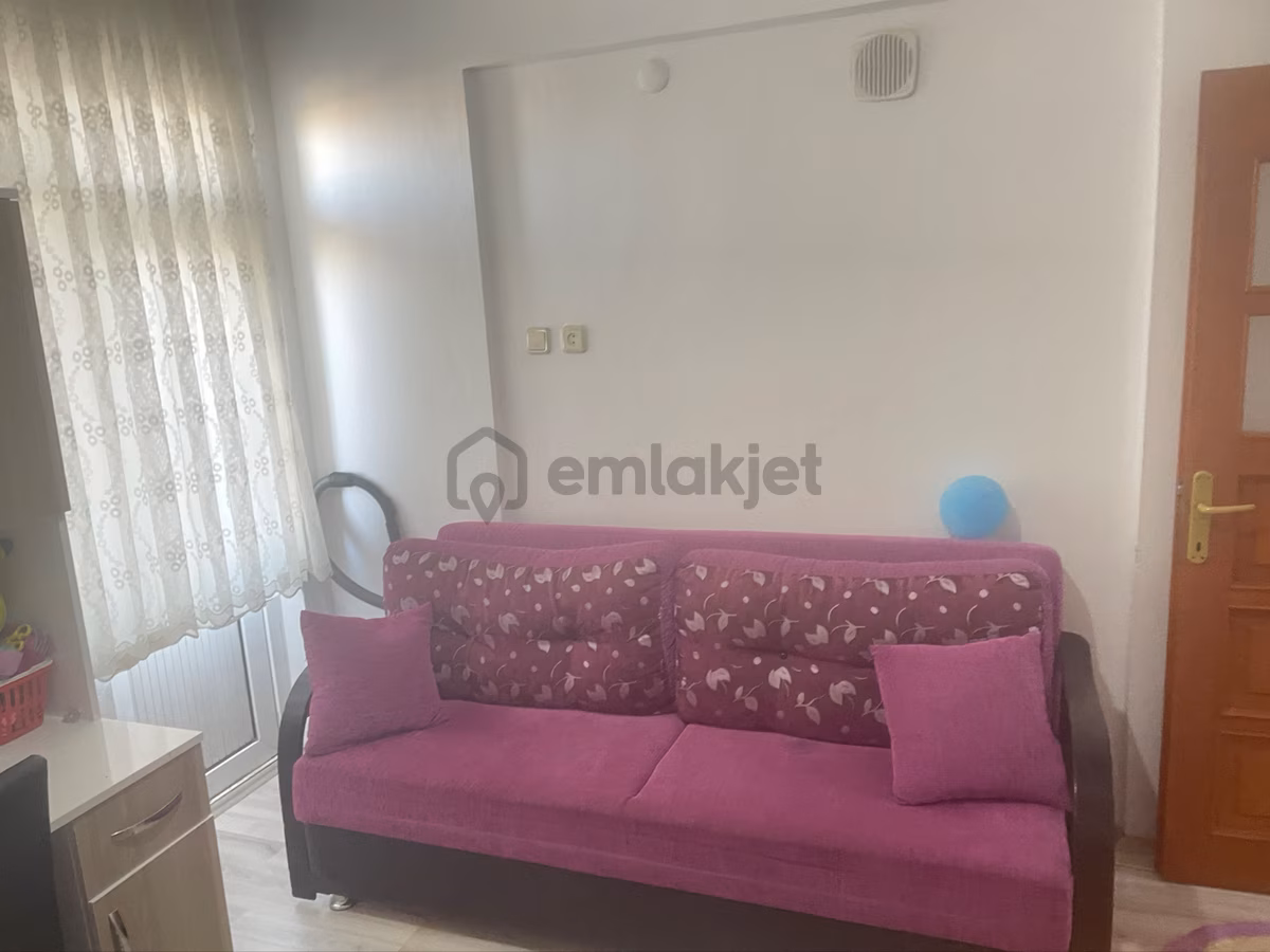 Gazi Caddesi'nde 2+1 Satılık Daire - 7
