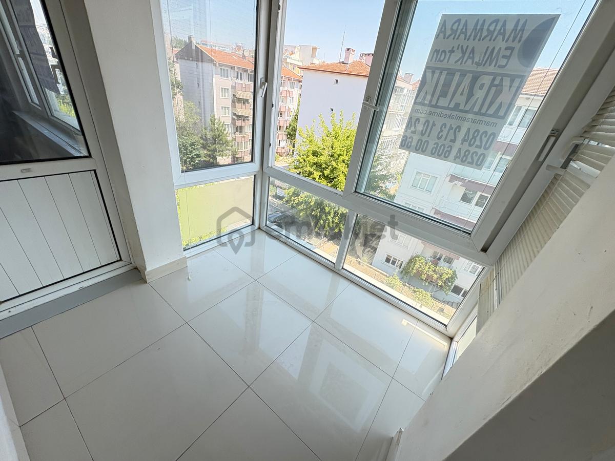 Marmara'dan 1.muratta Site İçerisinde 3+1 Kiralık Daire - 4