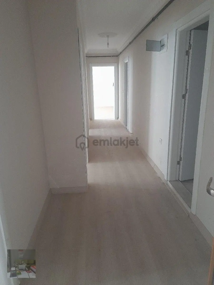 Lüleburgaz Satılık 3. Kat Sıfır Daire Ebeveyn Banyolu - 7
