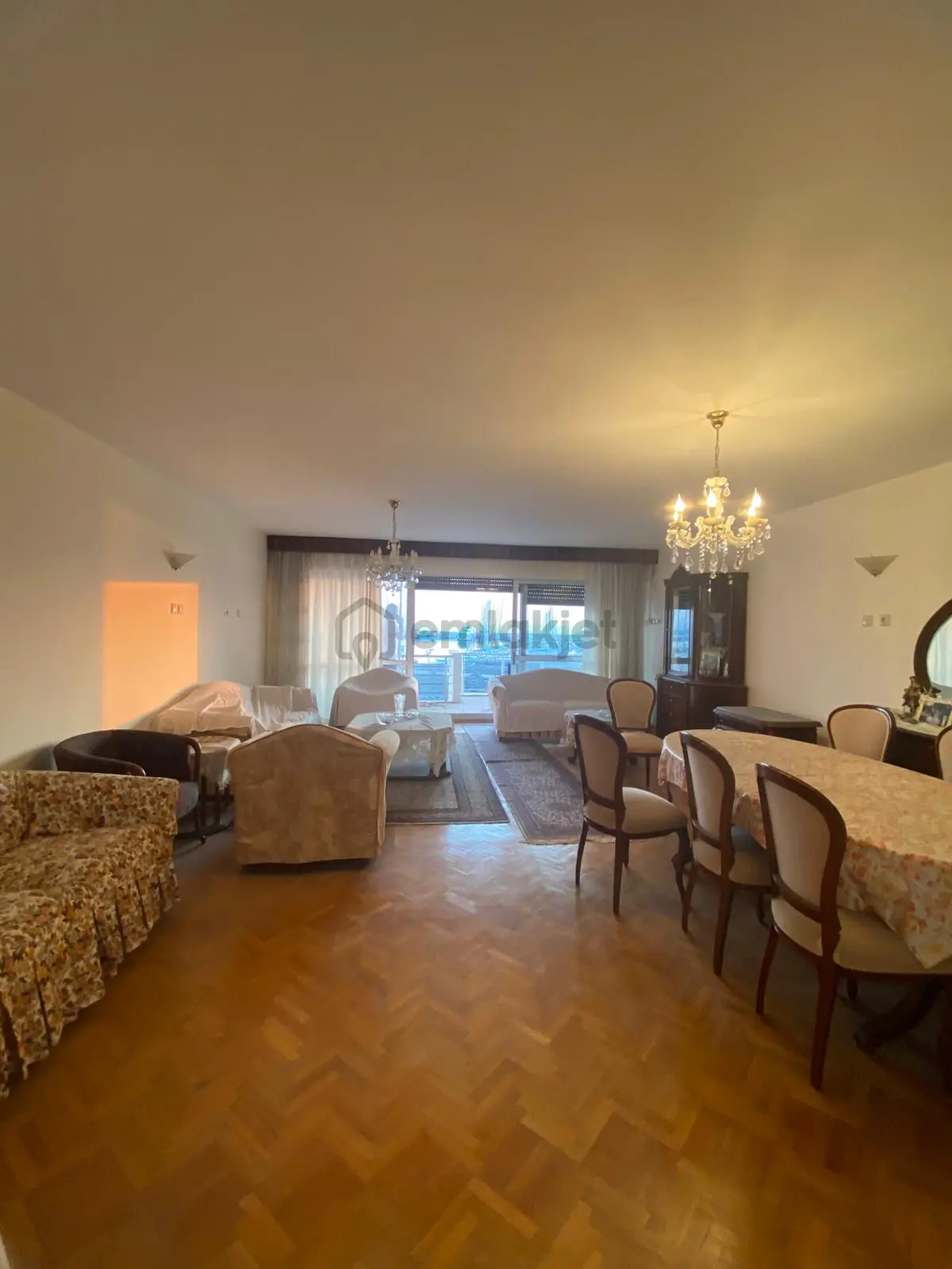 Kuşadası Marina'da Denize Sıfır Satılık 4+1 Daire - 5