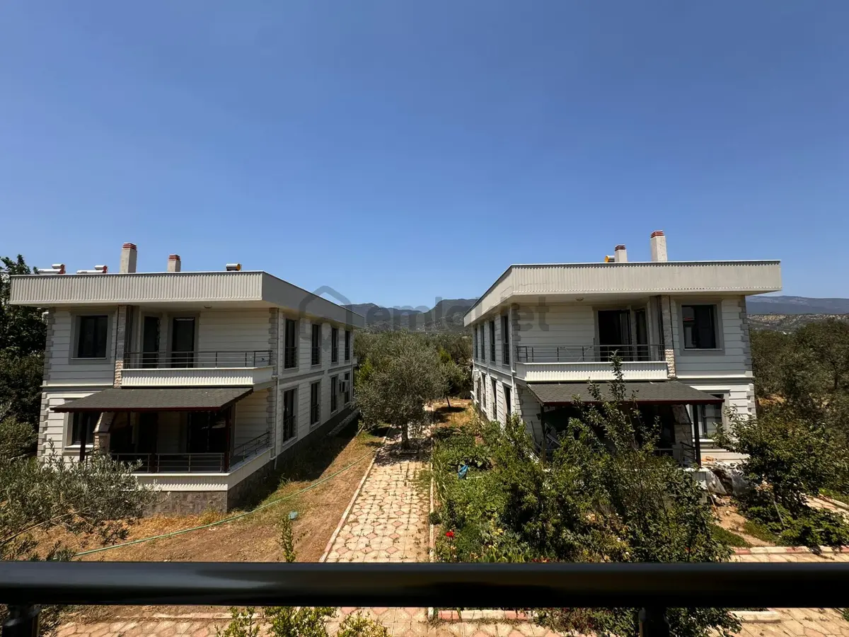 Edremit Gürede Site İçinde Denize Yürüme Mesafesinde 3+1 Villa - 18