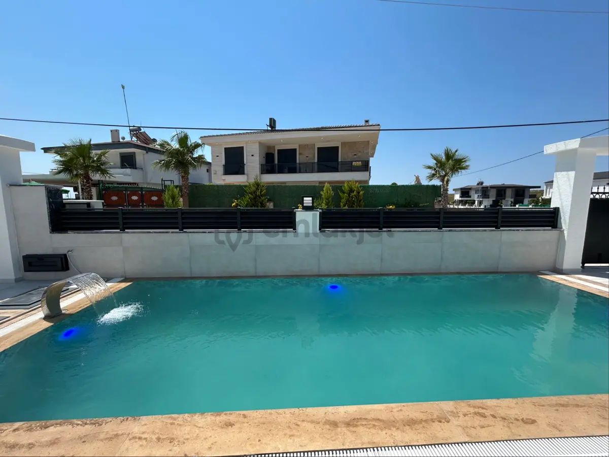 Didimde 4+1 Ayrı Mutfak Lüks Villa - 5