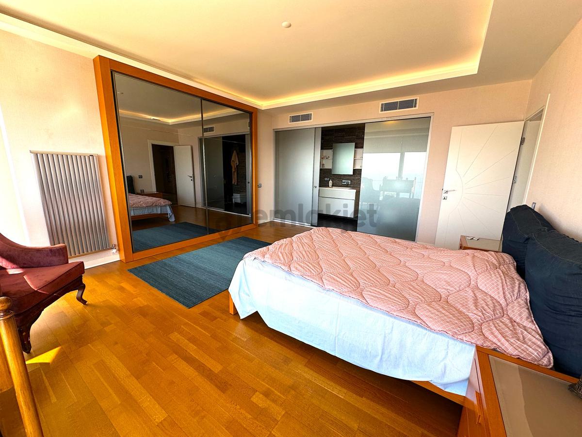 Çesme Çiftlikköy 1500 M2 Arazi Üzerinde Full Deniz Manzaralı Satılık Ultra Lüks Tripleks Malikane - 18