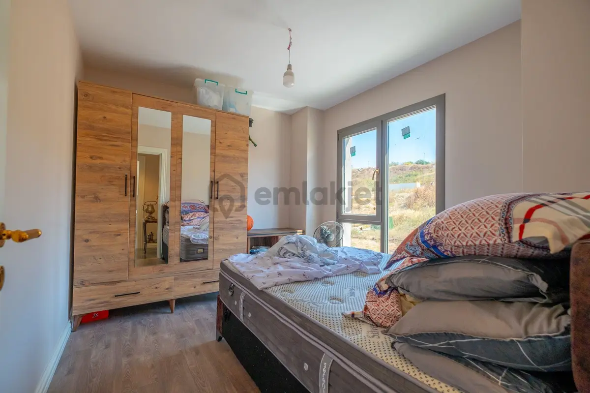 Bahçeşehir 1. Kısımda Satılık Balkonlu Yatay Mimari 3+1 Daire - 12