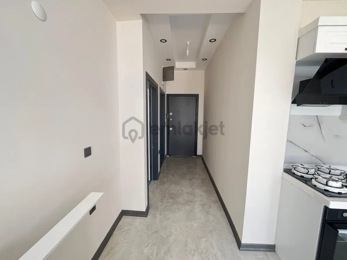 Güre Çamlıbelde Bahçe Kullanımlı Havuzlu Satılık 1+1 Daire - 14