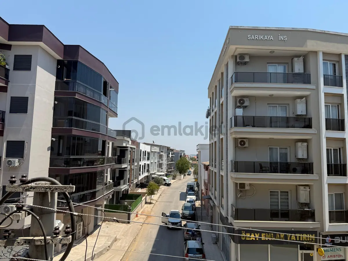 Menderes Mithat Paşa Mahallesinde Satılık 3+1 - 22