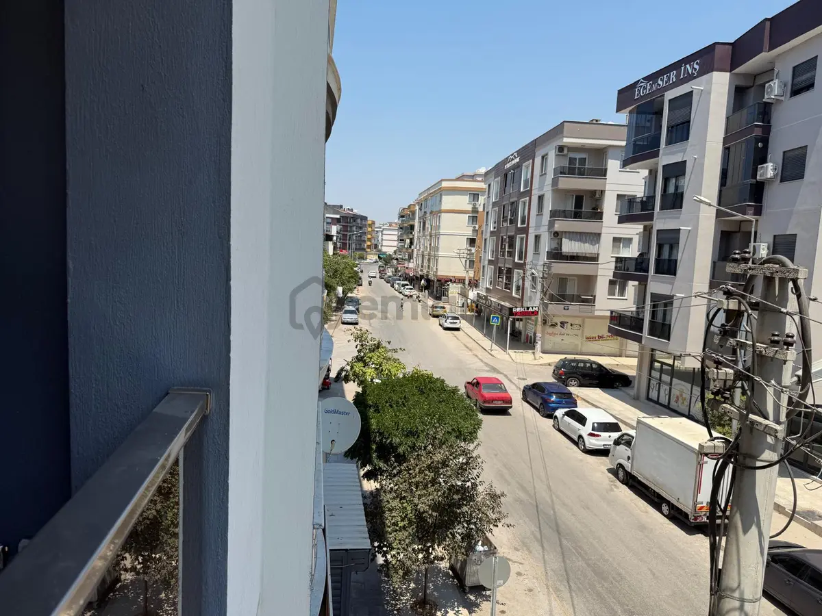 Menderes Mithat Paşa Mahallesinde Satılık 3+1 - 14