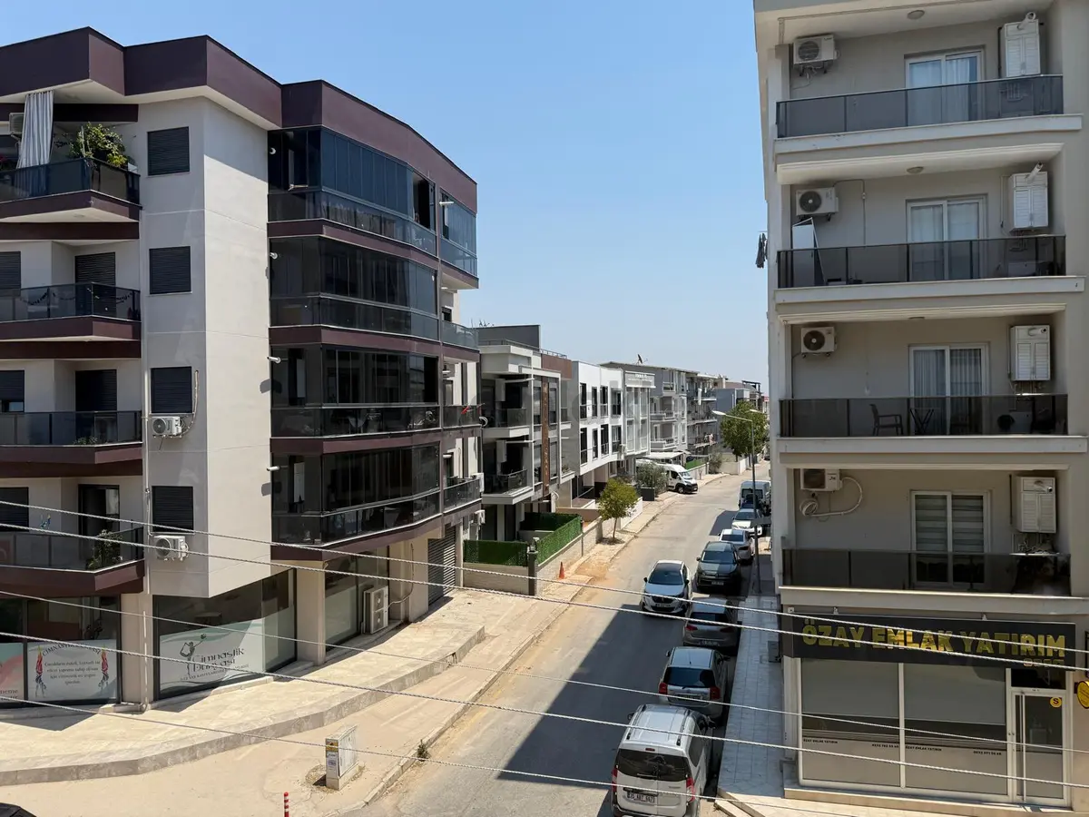 Menderes Mithat Paşa Mahallesinde Satılık 3+1 - 5