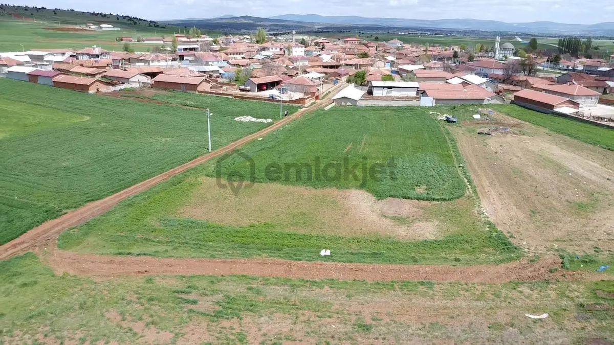 Kütahya Merkez Doğalar'da 938m2 İmarlı Arsa - 3
