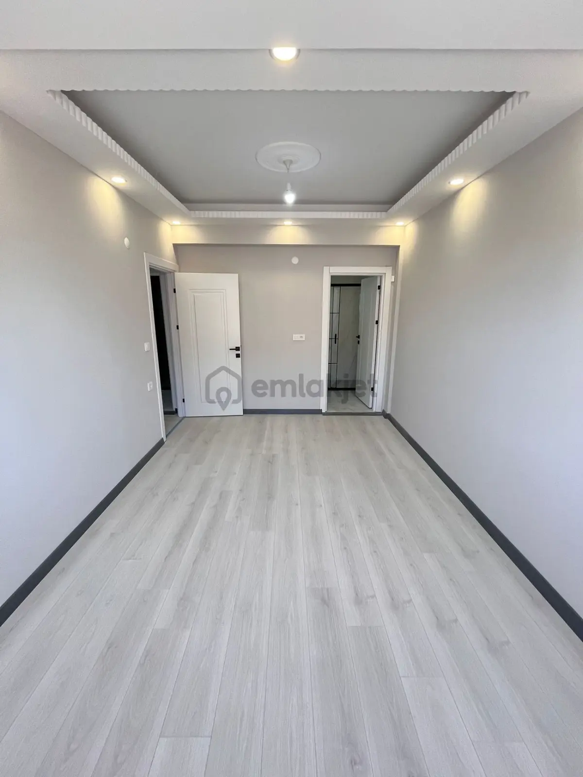 Hatip'te 2+1 Sıfır İskanlı Ara Kat Satılık Ebeveyn Banyolu Daire - 14