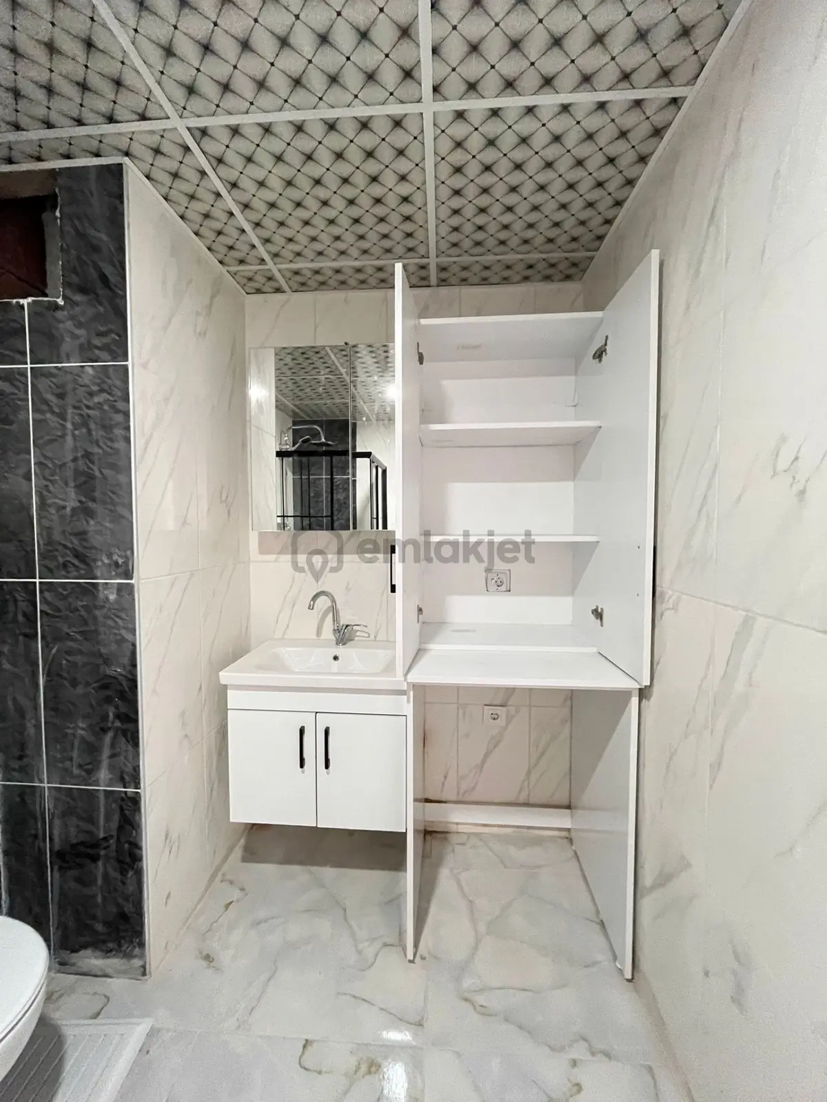 Hatip'te 2+1 Sıfır İskanlı Ara Kat Satılık Ebeveyn Banyolu Daire - 11