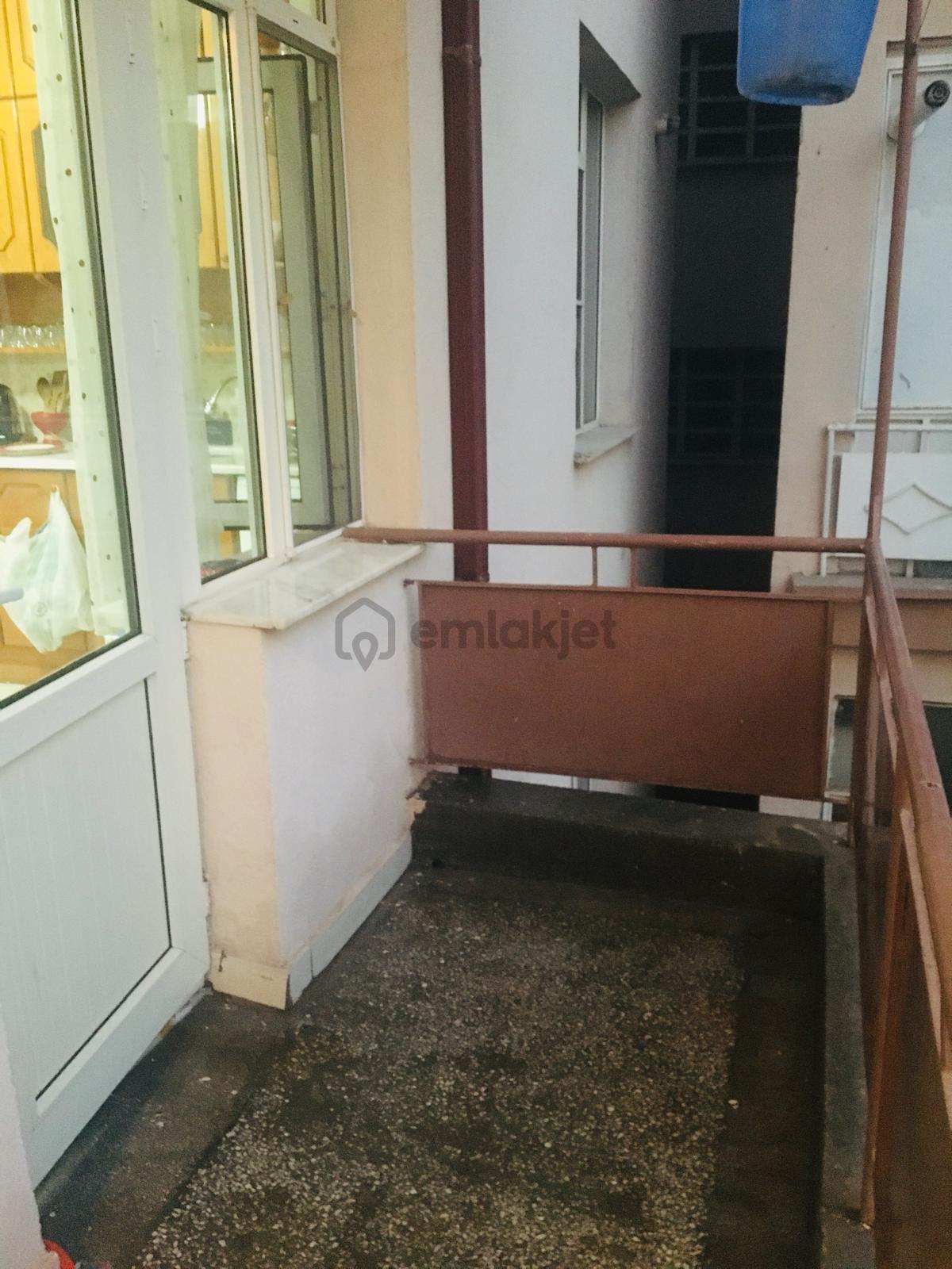 İhsaniye De Bakımlı 4+1 Arakat Daire - 18